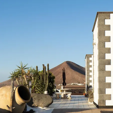 Hotel Estrella Polar Tahiche