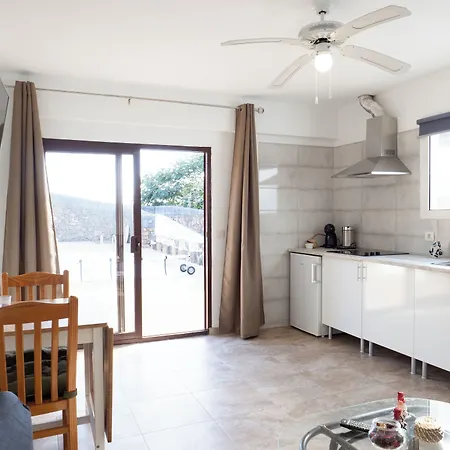 Estrella Polar Aparthotel 3*